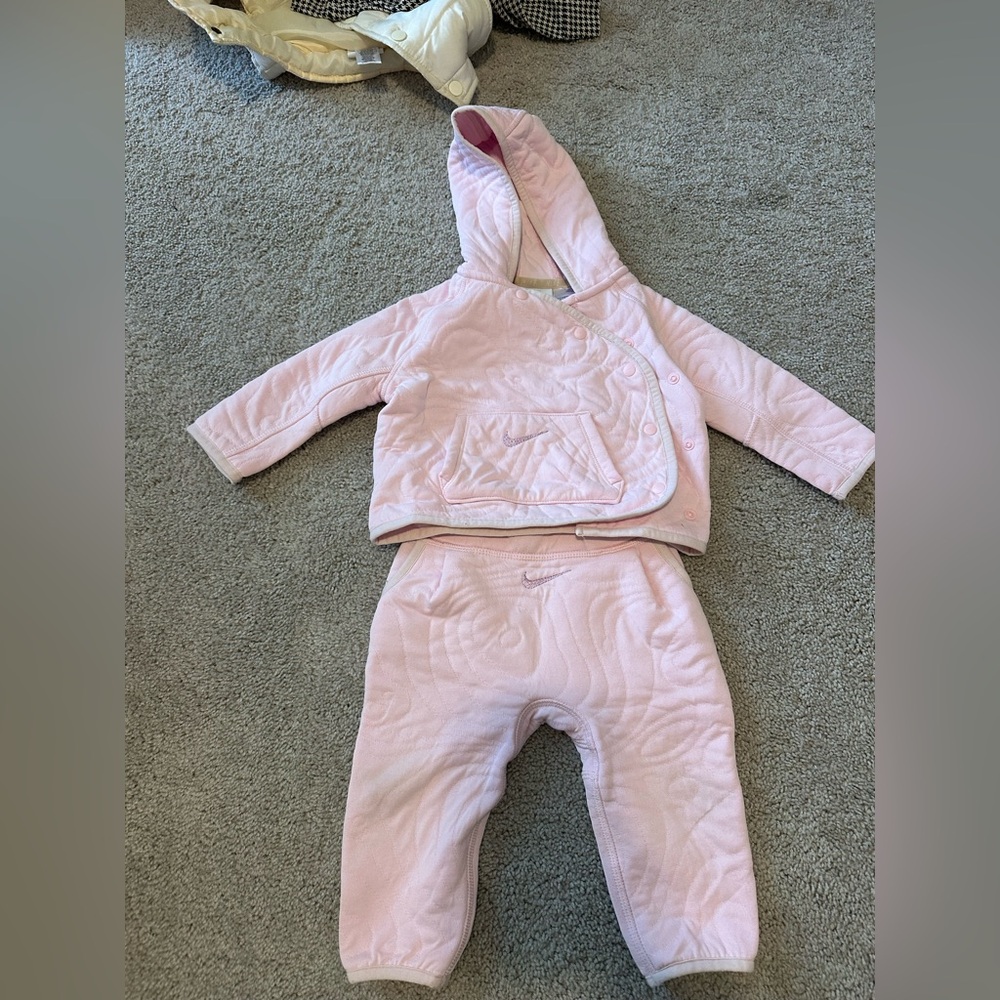 Nike Soft Pink outfit